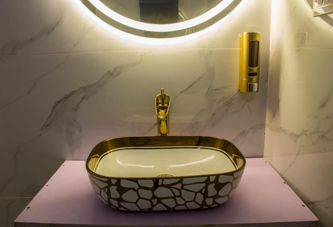 The Me Ra Kee House Otel Morjim Dış mekan fotoğraf